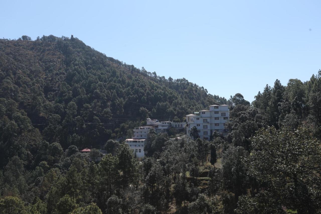 Tehri Club And Resort Chamba  Eksteriør bilde